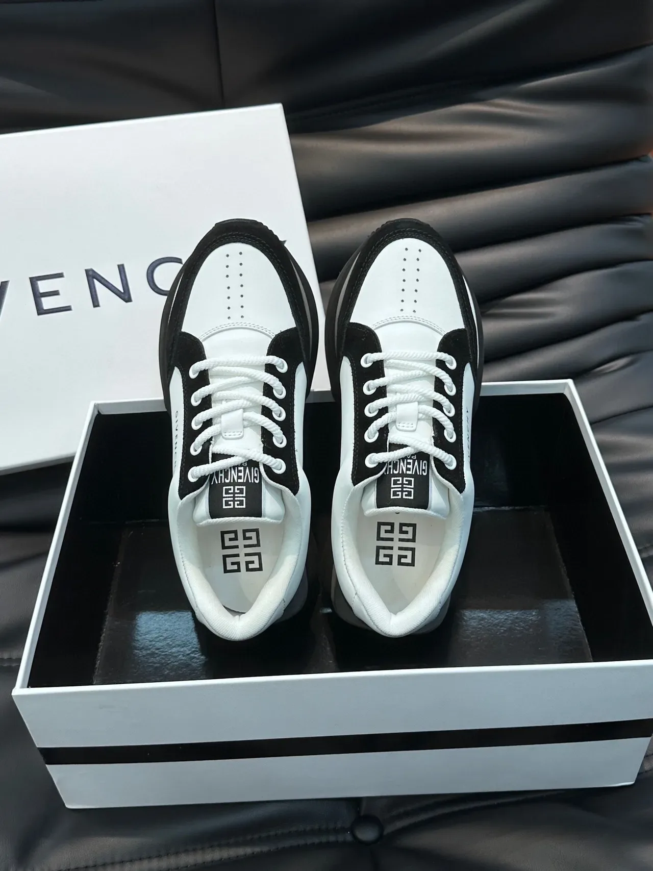 Givenchy City Sport أحذية رياضية أبيض وأسود أسلوب حياة 4