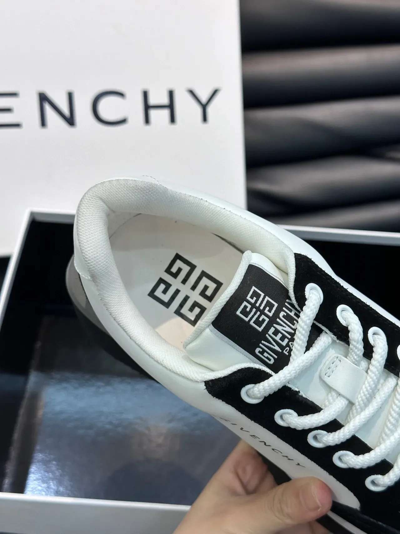 Givenchy City Sport أحذية رياضية أبيض وأسود أسلوب حياة 8