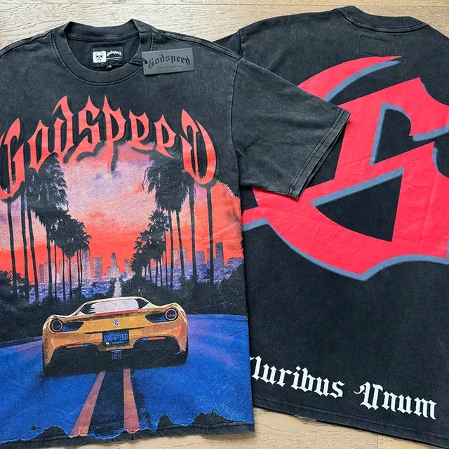 Camiseta preta Godspeed com estampa gráfica 4