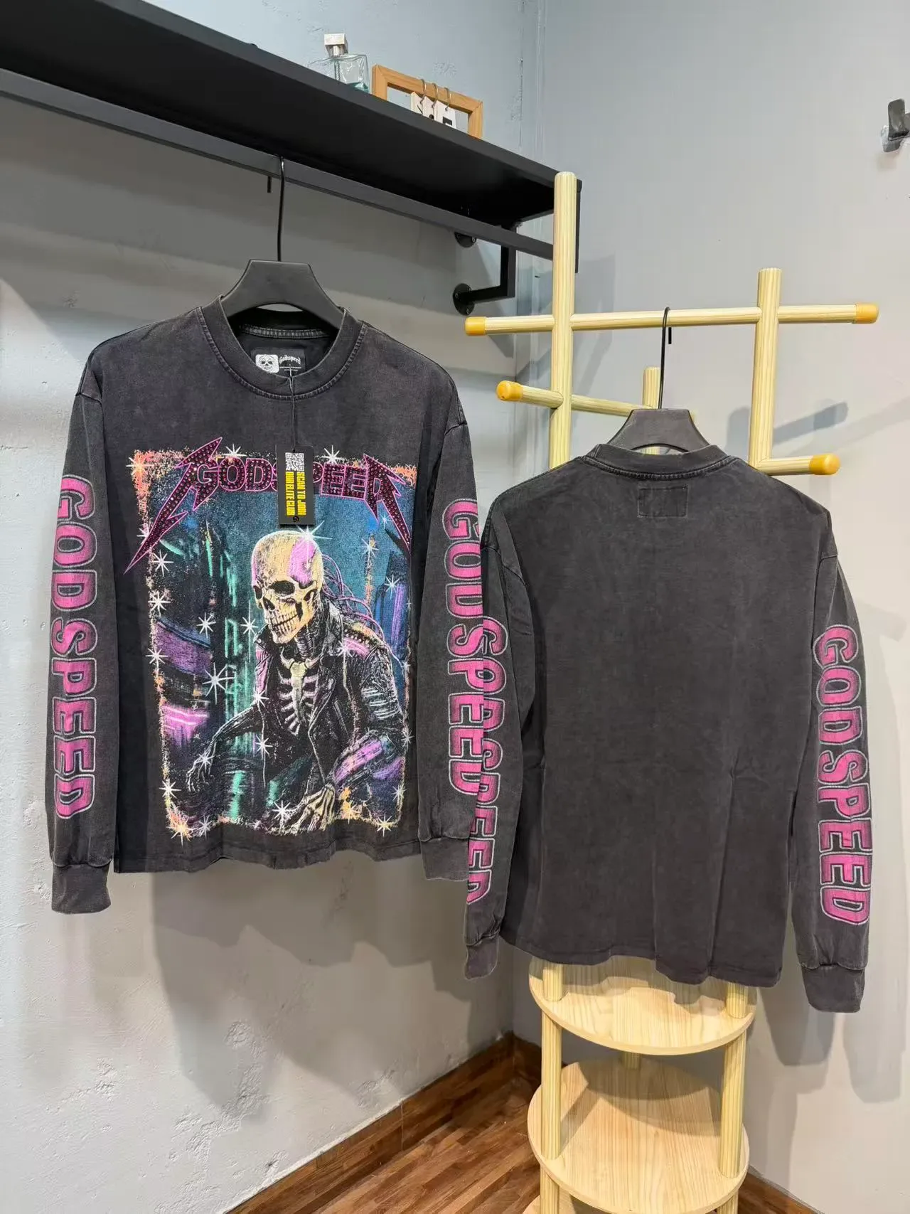 Godspeed Graphic Print Long-Sleeve Crewneck T-Shirt 9