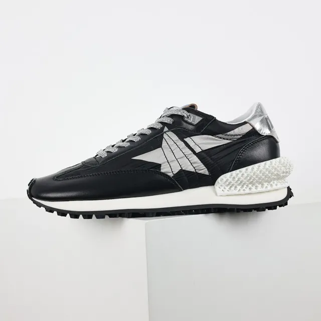 Golden Goose Black Silver Retro Runner Silhouette Cuir Et Panneau Textile Panneaux Chaussures Lifestyle 9