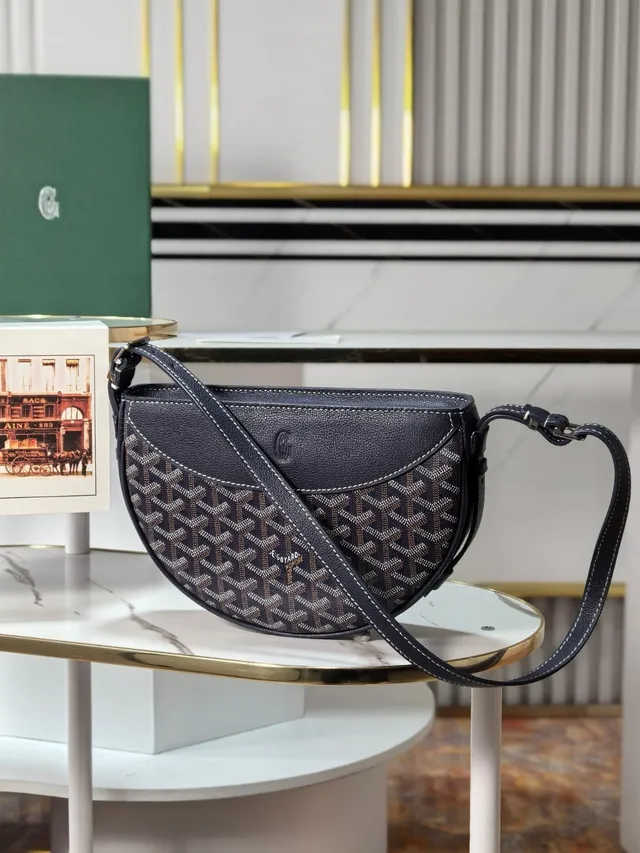 Goyard Navy Brown Semi-Circular Silhouette Leather-and-Canvas Two-Tone Saddle Bag 3