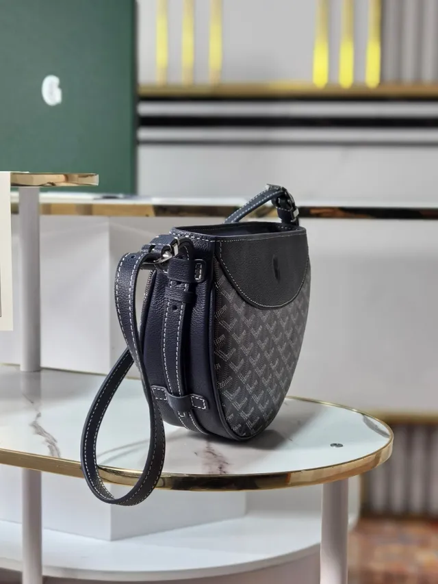 Goyard Navy Brown Semi-Circular Silhouette Leather-and-Canvas Two-Tone Saddle Bag 8