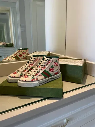 Gucci Ace Apple-Print Cream Lifestyle Sneakers 4