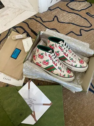 Gucci Ace Apple-Print Cream Lifestyle Sneakers 8