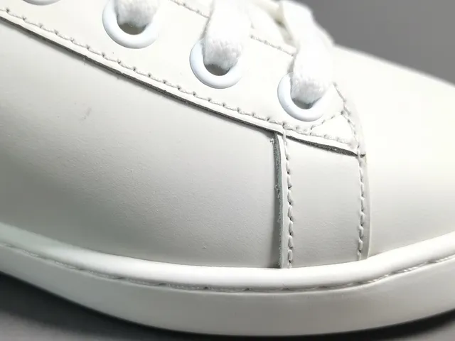 Gucci Ace New York Yankees White Black Red Lifestyle Sneakers 6