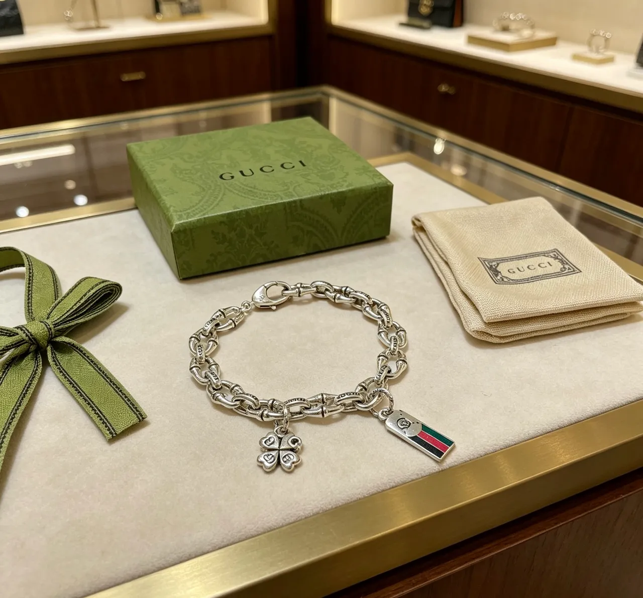 Gucci Bamboo Chain Silver Multicolor Engraved Branding Bracelet 8
