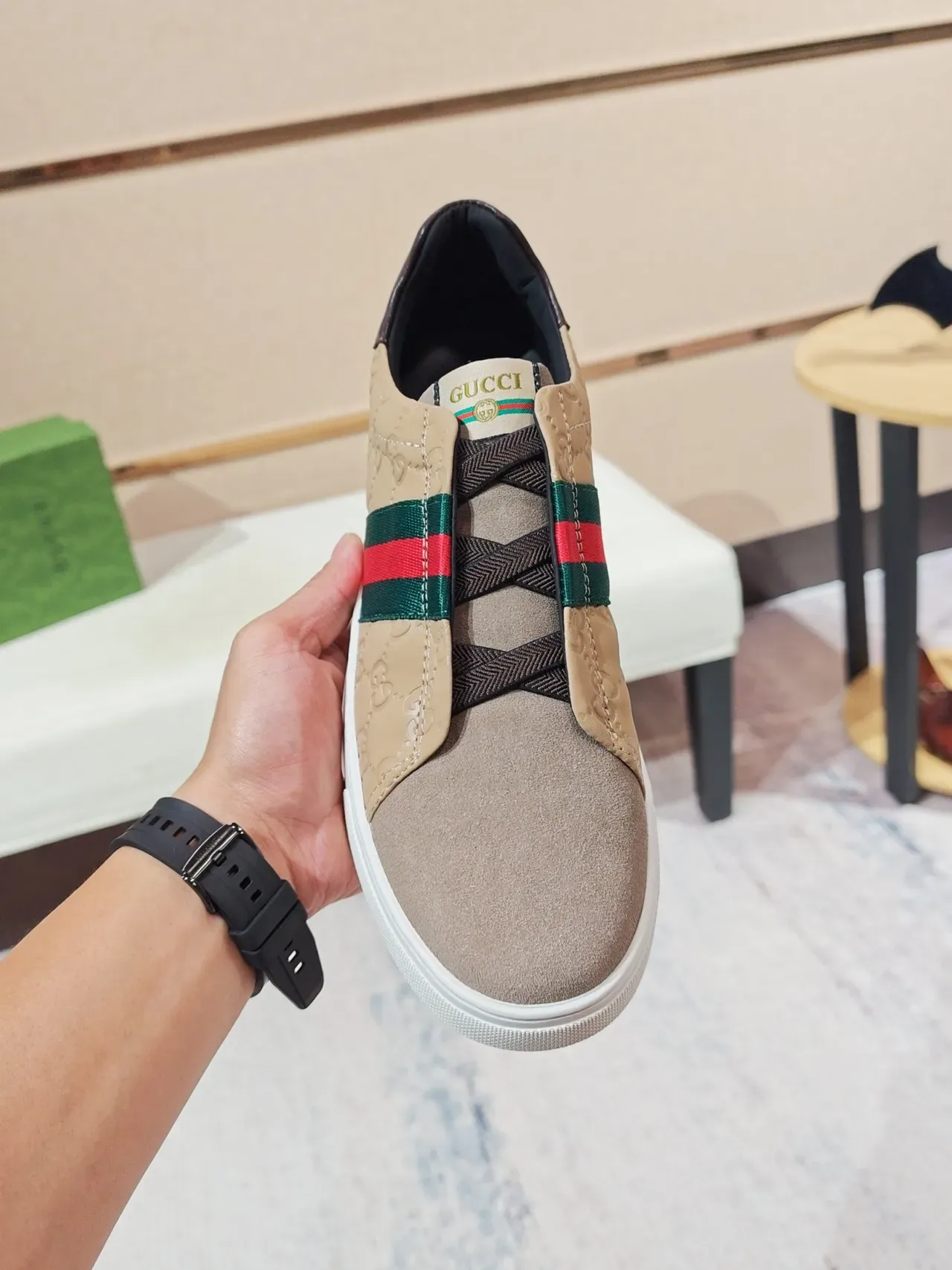 Gucci Bege Marrom Slip-On Quilted GG Couro Tênis Lifestyle 5