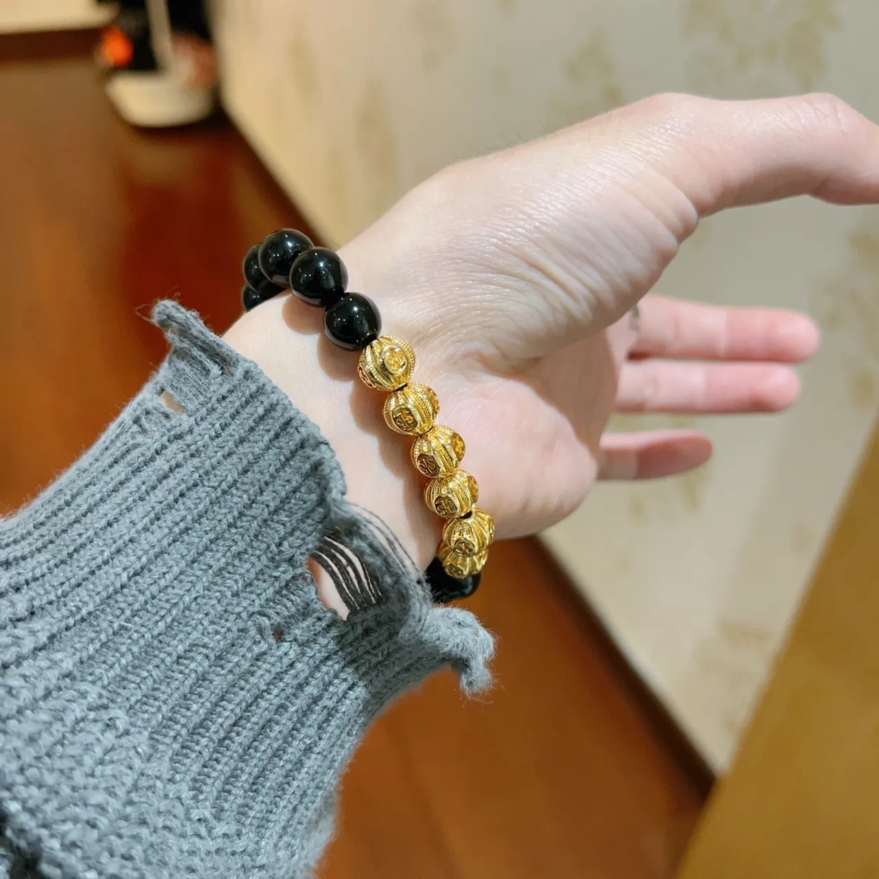 Gucci Black Gold Beaded Alternating Bracelet 7