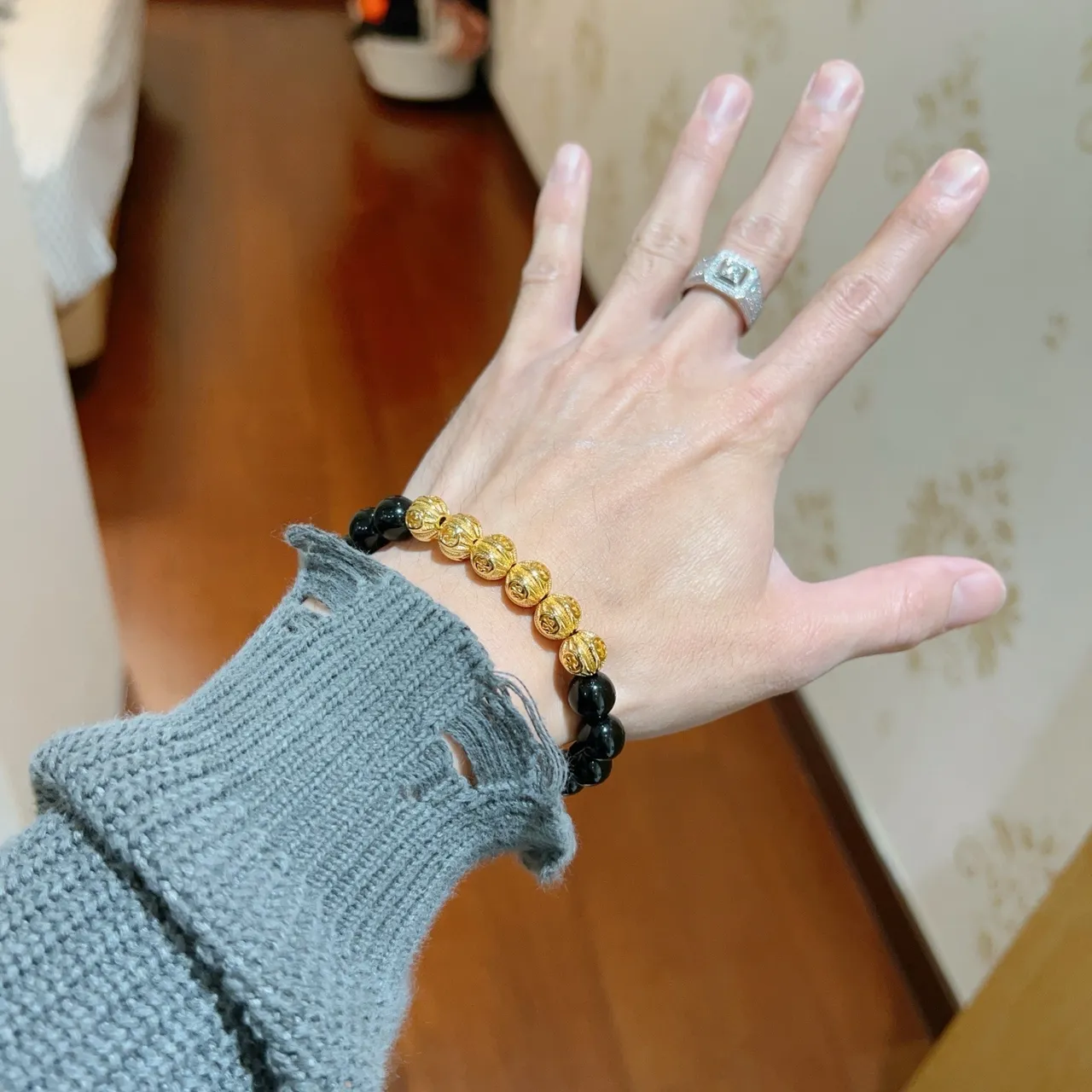 Gucci Black Gold Beaded Alternating Bracelet 8