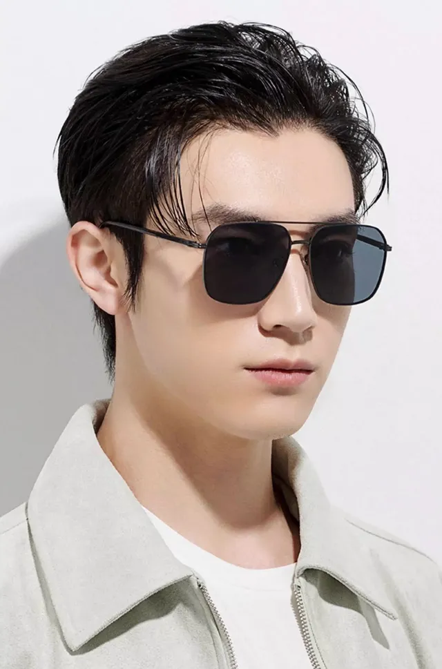 Gucci Black Gray Rectangular Aviator Silhouette Thin Metal Frame Sunglasses 3