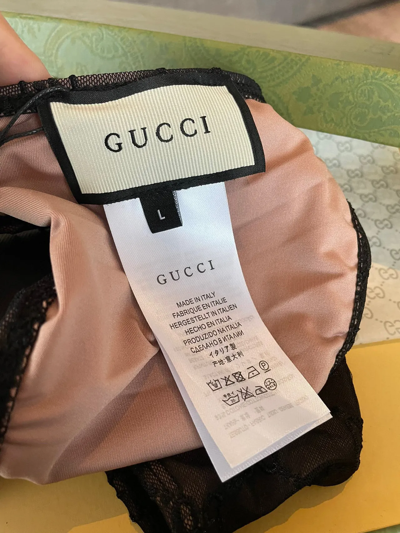 Gucci Biquíni de renda preta com corrente 2