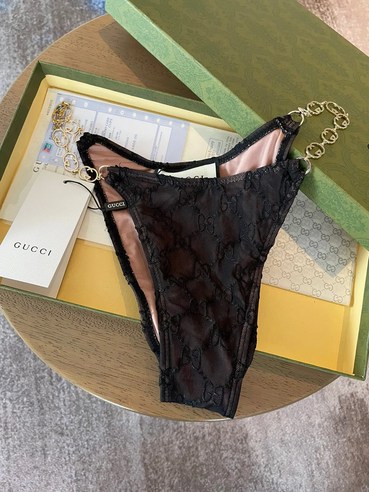 Gucci Biquíni de renda preta com corrente 4