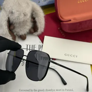 Gucci Black Matte Metal Frame Rectangular Aviator Silhouette Sunglasses