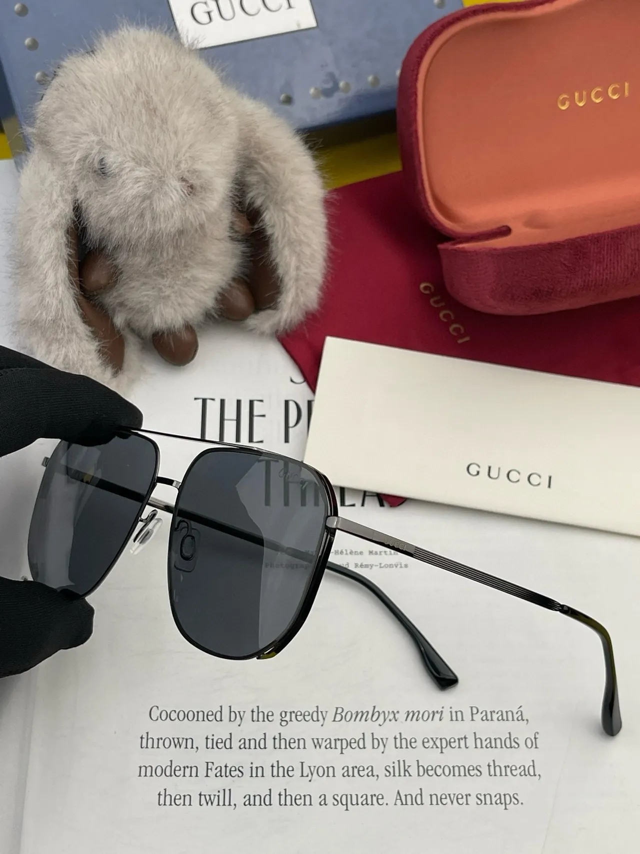 Gucci Black Matte Metal Frame Rectangular Aviator Silhouette Sunglasses 8