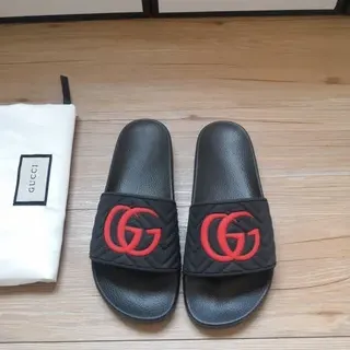 Gucci Black Red Quilted Strap Interlocking GG Logo Slippers