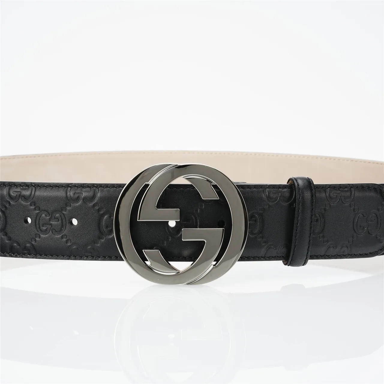 Gucci Black Silver Embossed GG Monogram Polished Interlocking G Buckle Leather Belt 8