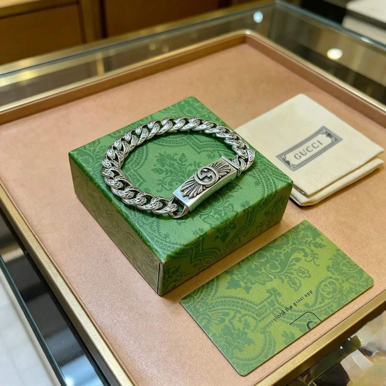 Gucci Dionysus Silver Chunky Curb-Link Chain Engraved Wing Motifs Bracelet 5