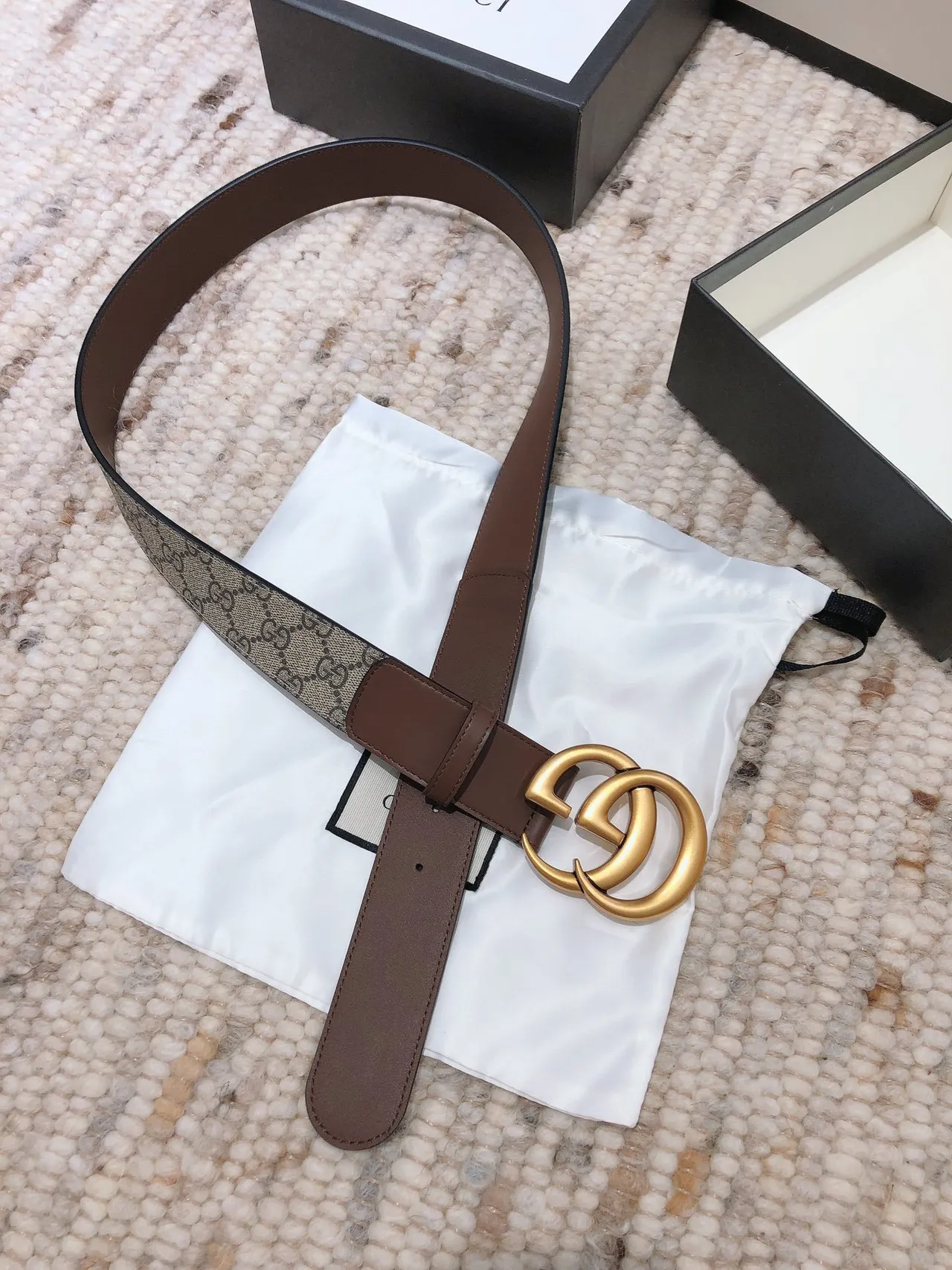Gucci Double G Ceinture Marron et Beige Réversible en Cuir 8