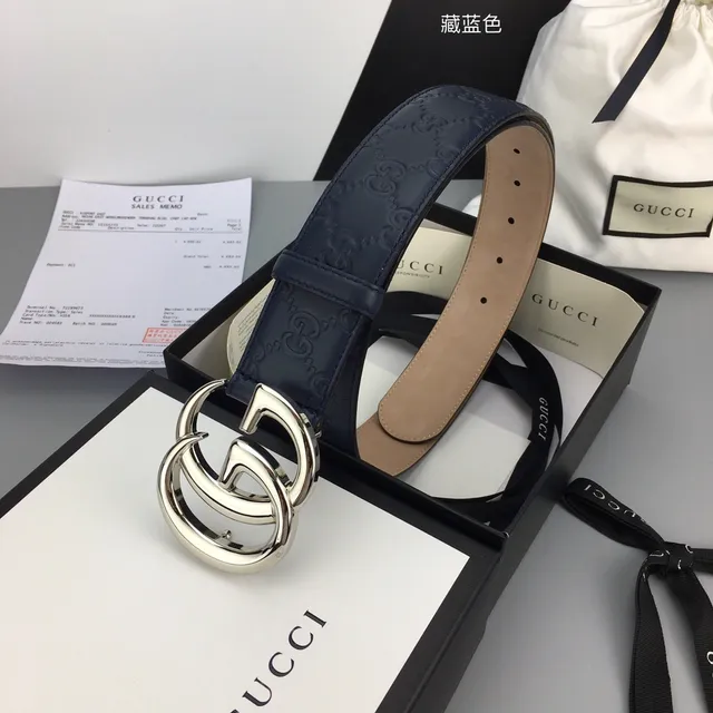 حزام Gucci Double G Navy Beige Embossed GG Monogram Interlocking Silver-Tone Buckle جلدي 4