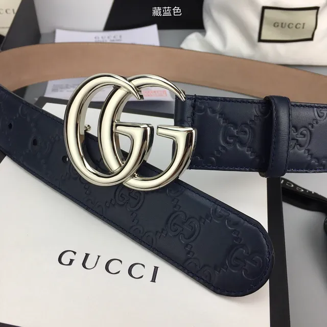 حزام Gucci Double G Navy Beige Embossed GG Monogram Interlocking Silver-Tone Buckle جلدي 5
