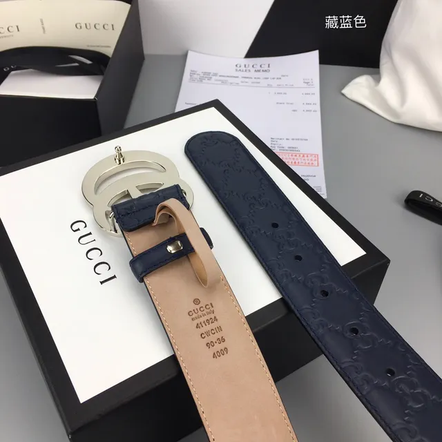 حزام Gucci Double G Navy Beige Embossed GG Monogram Interlocking Silver-Tone Buckle جلدي 8