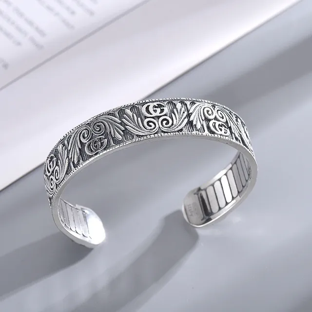 Gucci Engraved Acanthus Double G Cuff Silver Black Wide Rigid Scrollwork Bracelet 3