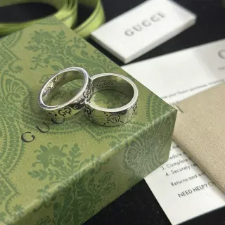 Gucci Engraved Interlocking G and Skull Motif Silver Rings