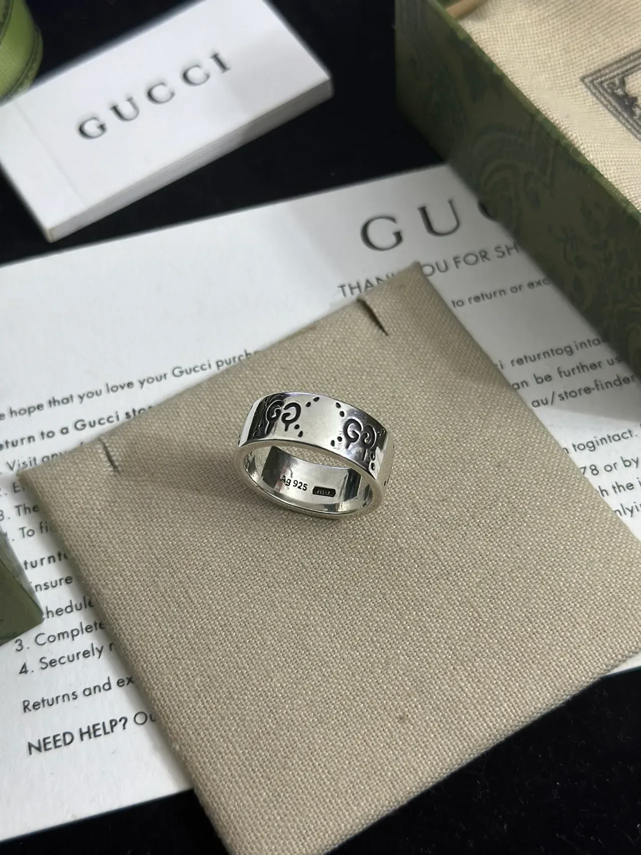 Gucci Engraved Interlocking G and Skull Motif Silver Rings 3
