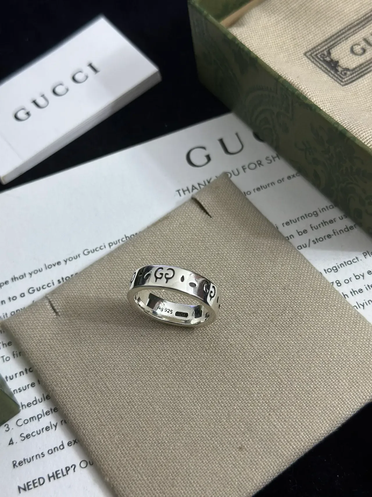 Gucci Engraved Interlocking G and Skull Motif Silver Rings 5