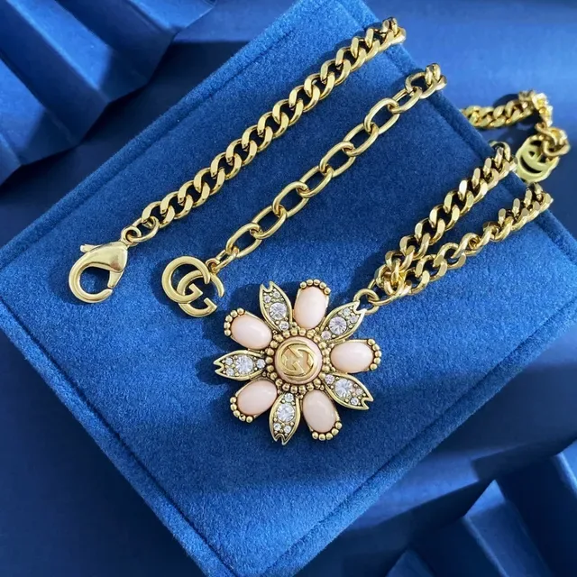 Gucci Flora Pink Enamel and Crystal Flower Pendant Necklace 7