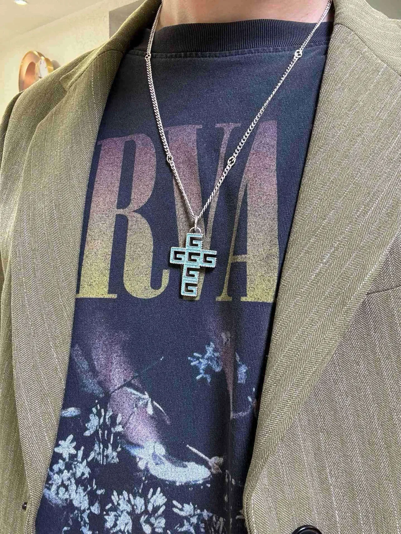 Gucci GG Cross Enamel Pendant Necklace 5