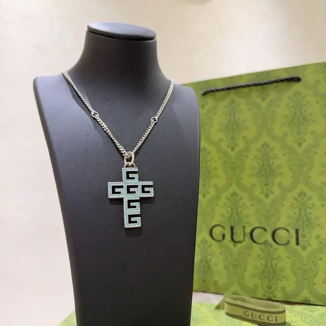 Gucci GG Cross Enamel Pendant Necklace 7