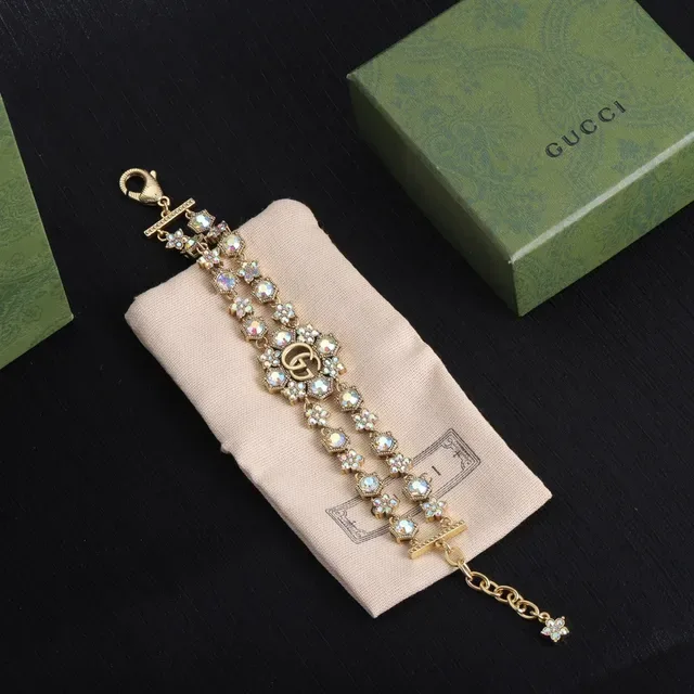 Gucci GG Marmont Crystal Floral Gold-Tone Bracelet 3