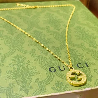 Gucci GG Marmont Gold-Tone Double G Collier pendentif