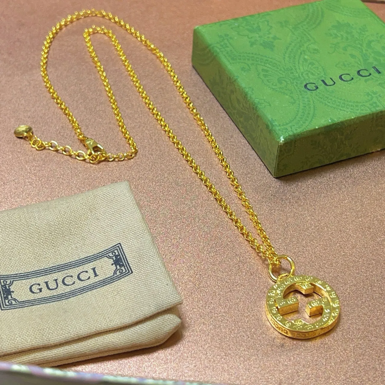 Gucci GG Marmont Gold-Tone Double G Pendant Necklace 7