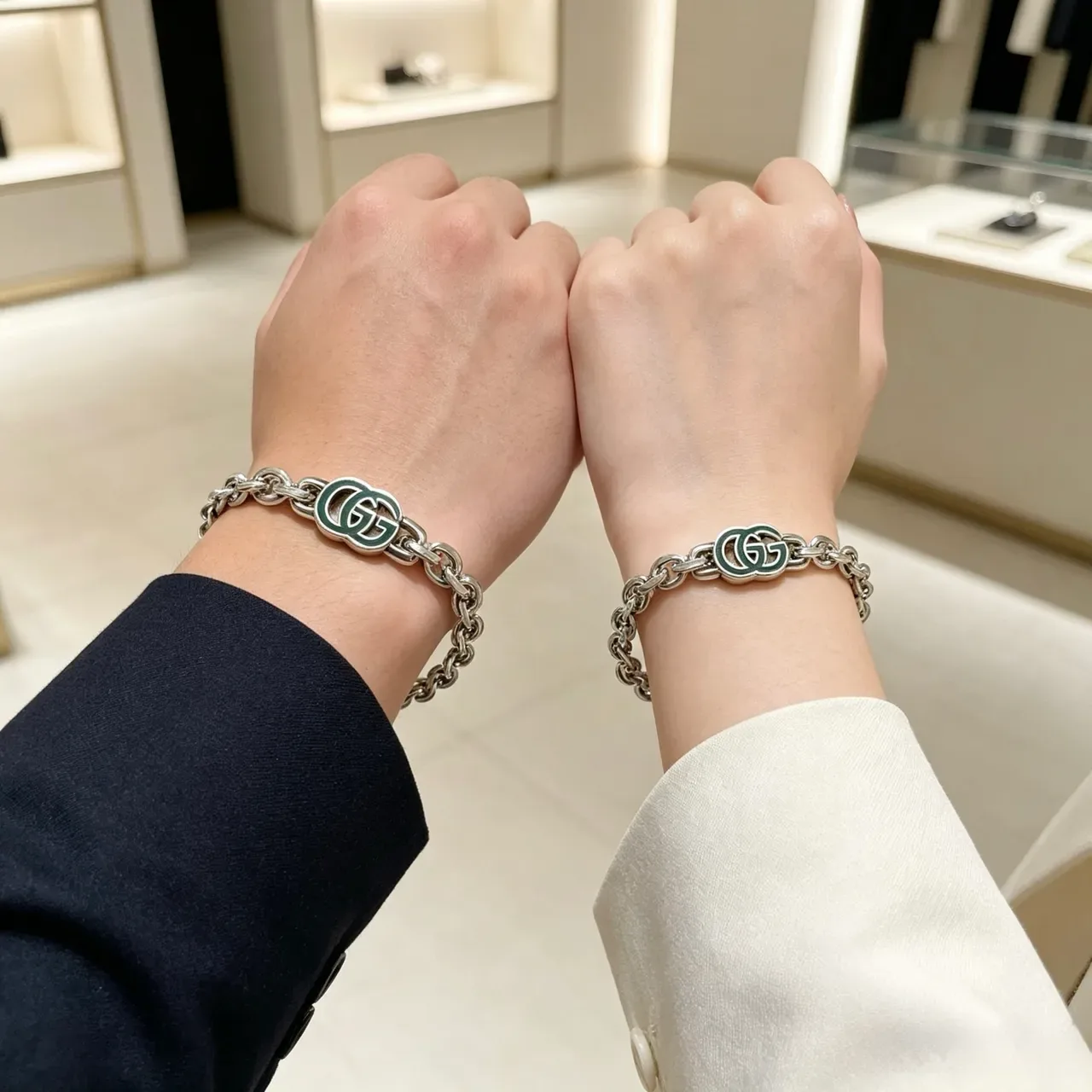 Gucci GG Marmont Pulseira Corrente Prata Esmaltada Verde 6