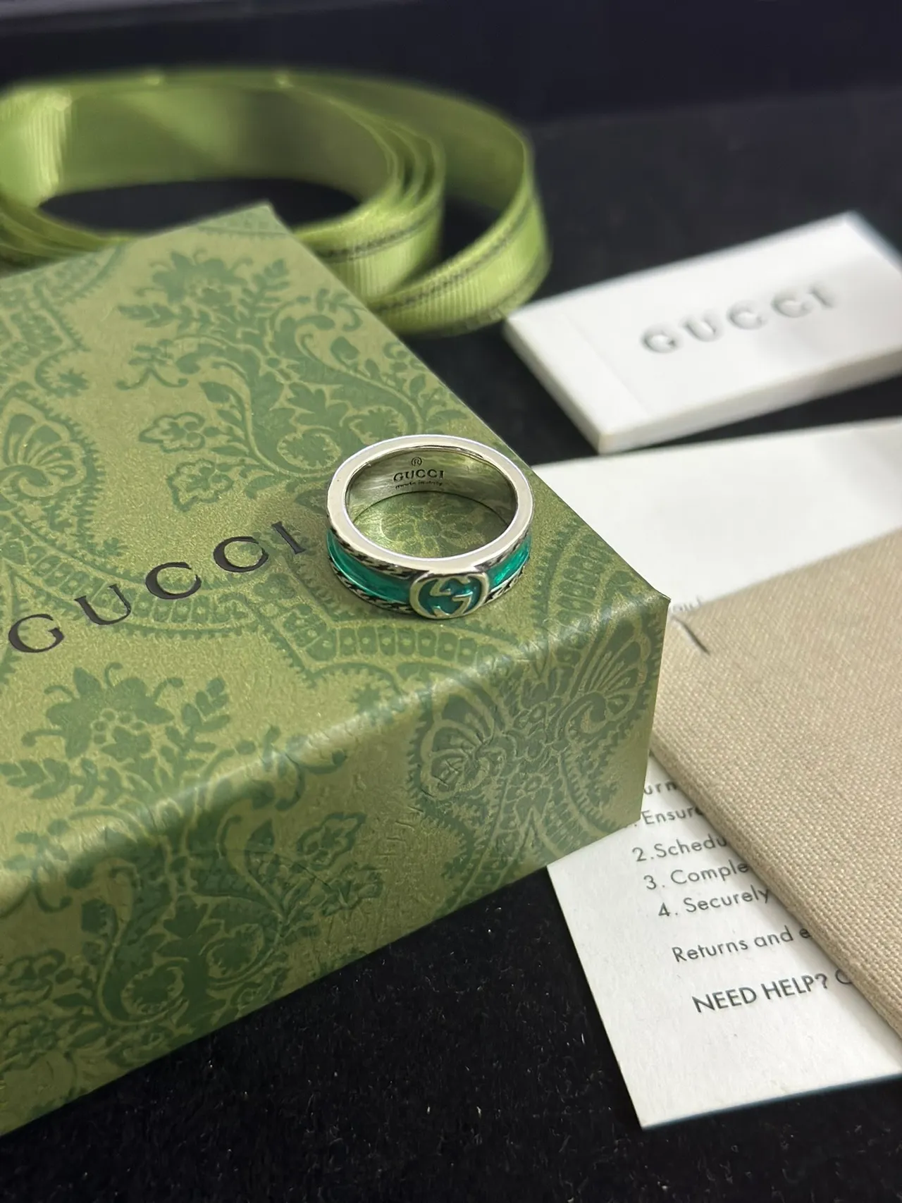 Gucci GG Marmont Verde Prateado Enamel-Intarsia Interlocking G Motif anel 3
