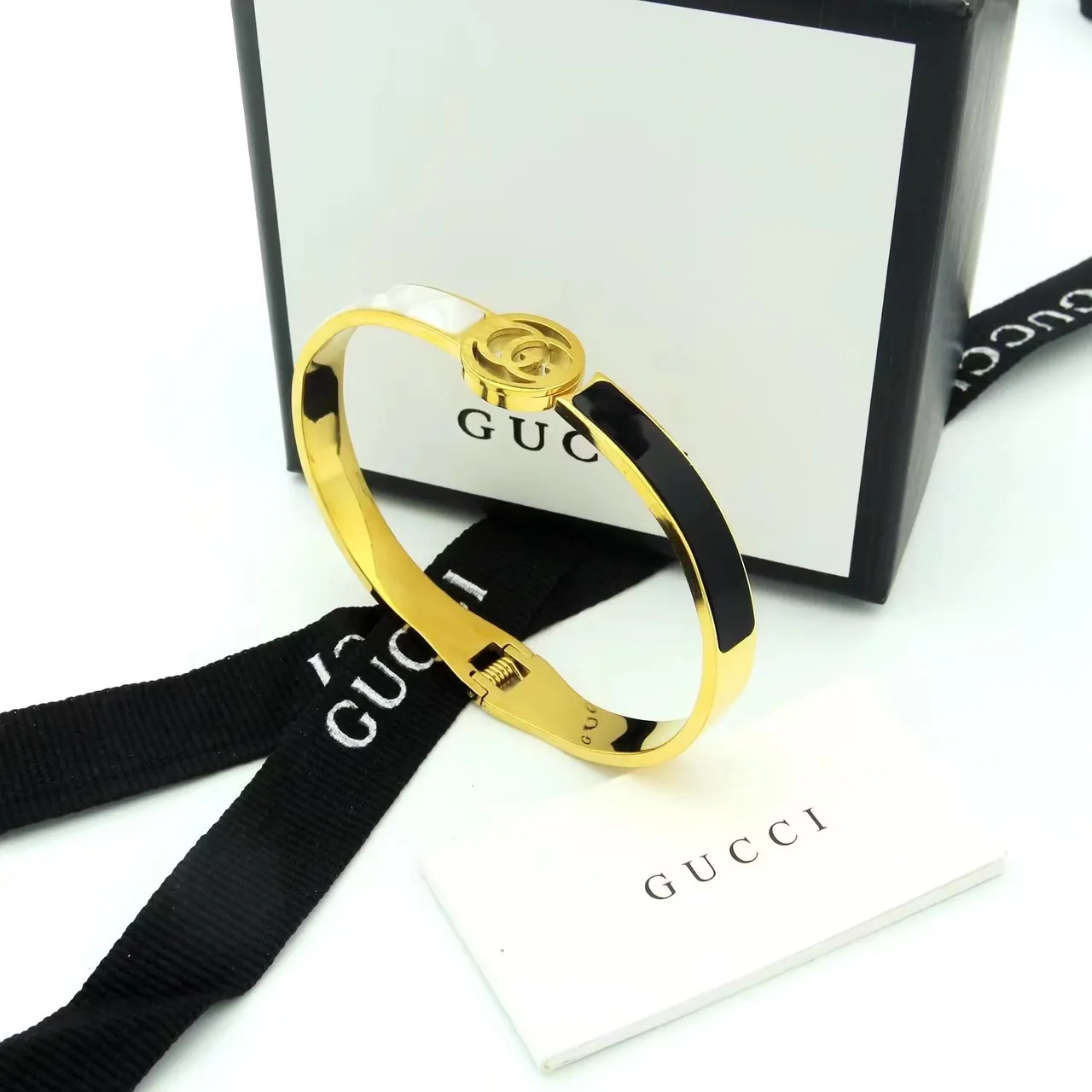 Gucci GG Marmont Interlocking Logo Rigid Bangle Bracelets 3