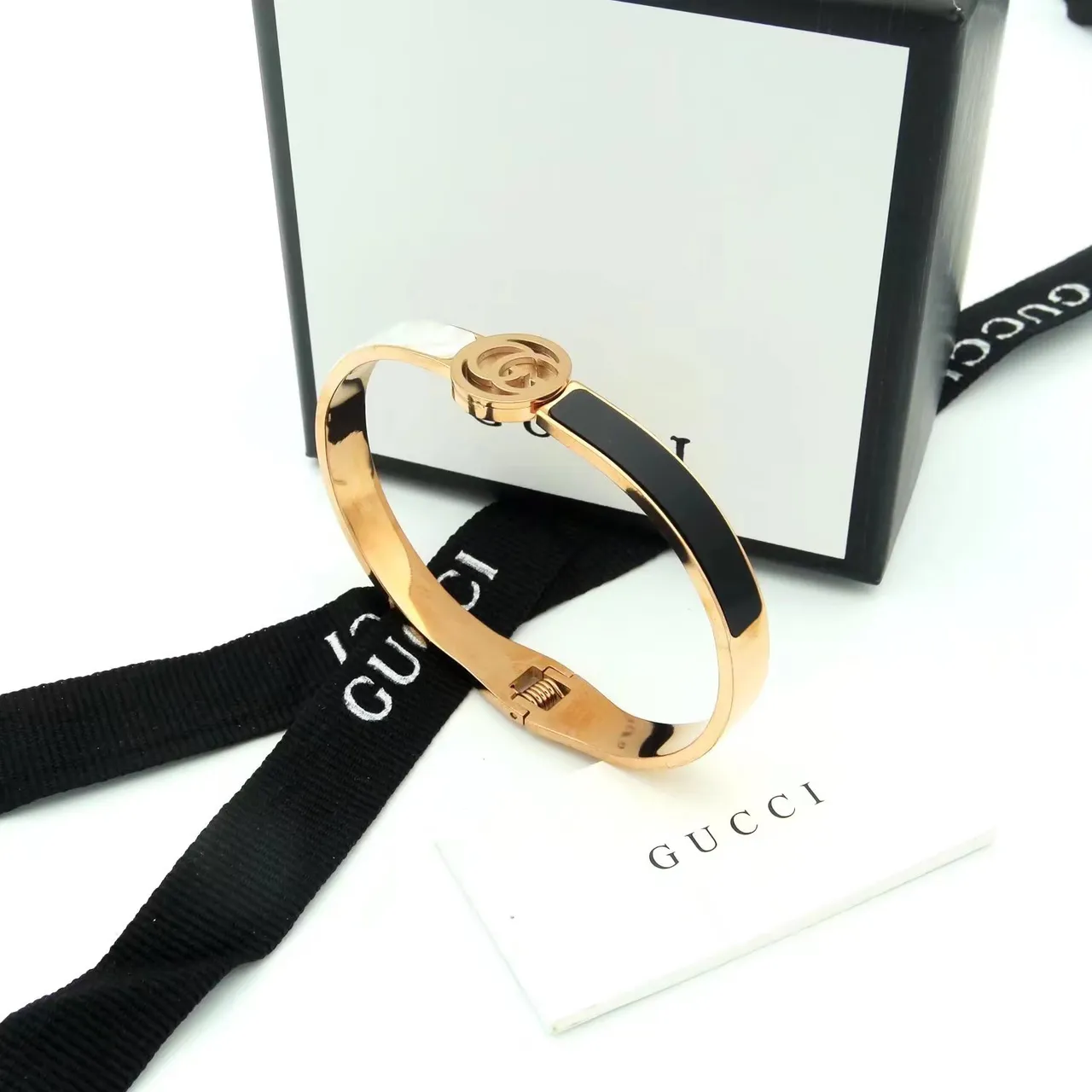Gucci GG Marmont Interlocking Logo Rigid Bangle Bracelets 8