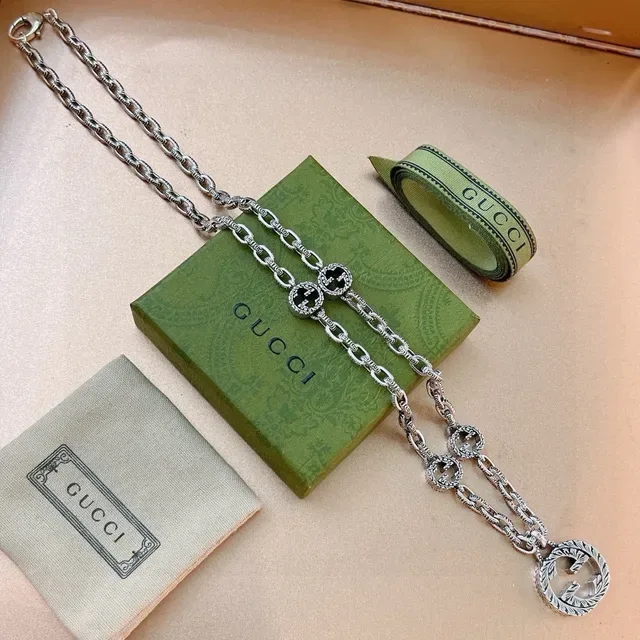 Gucci GG Marmont Ornate Leaf Double G Silver Tone Necklace 2