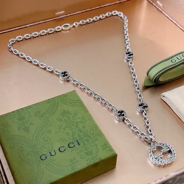 Gucci GG Marmont Ornate Leaf Double G Silver Tone Necklace 9
