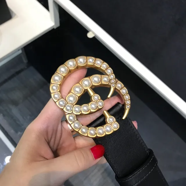 Gucci GG Marmont Ceinture en cuir noir incrustée de perles 4