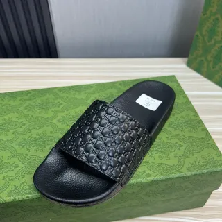 Gucci GG Marmont Slide Black Quilted Monogram Slipper