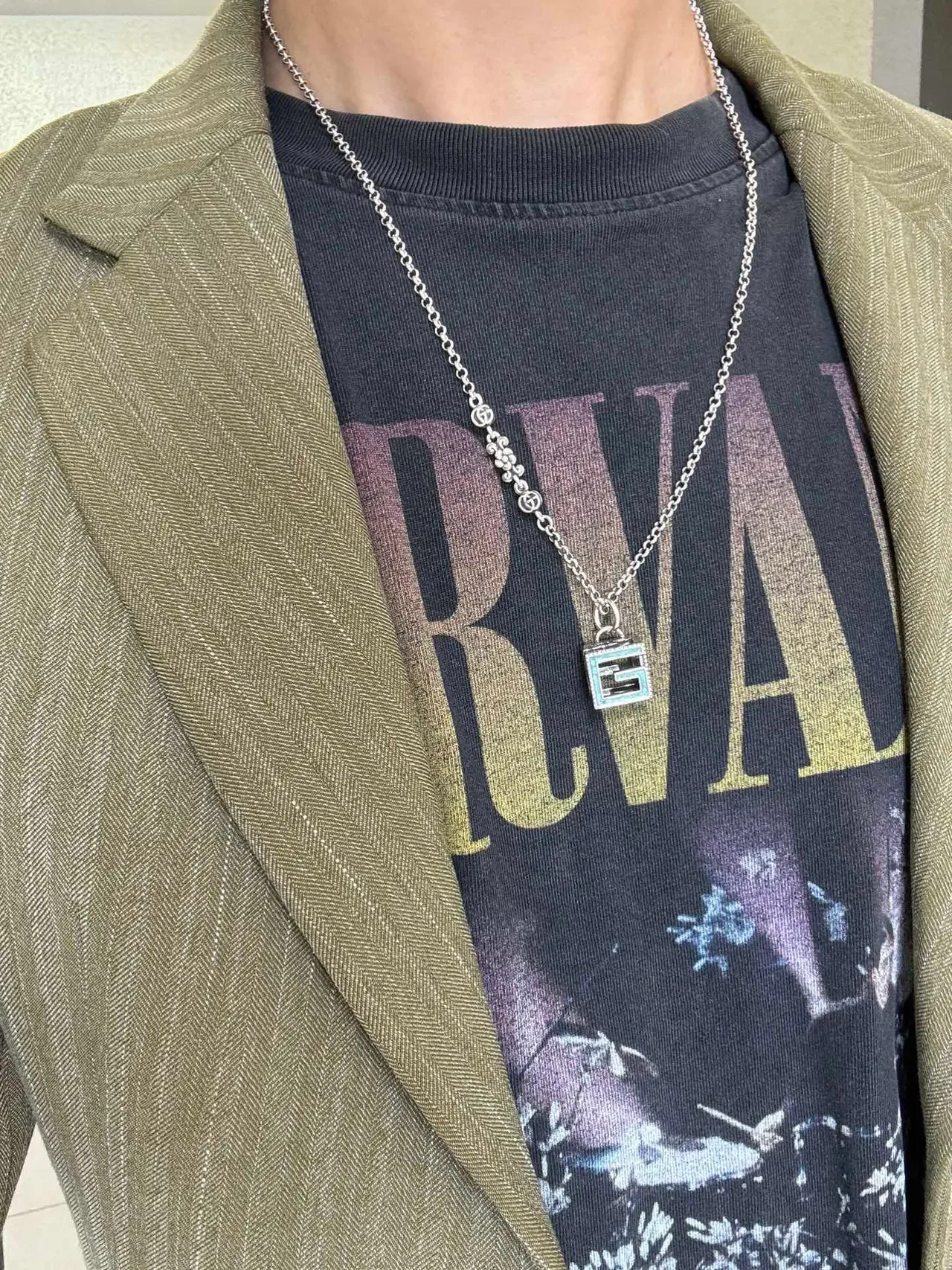 Gucci GG Marmont Turquoise Émaillé Interlocking G Collier avec pendentif 2