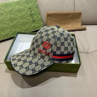 Gucci GG Monogram Beige Black Canvas Embroidered Interlocking G বেসবল ক্যাপ