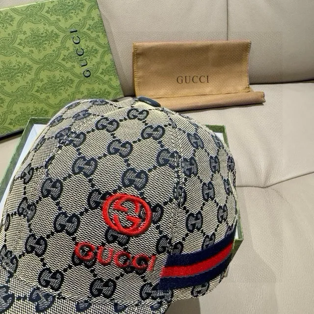 Gucci GG Monogram Beige Black Canvas Embroidered Interlocking G Baseball Cap 8