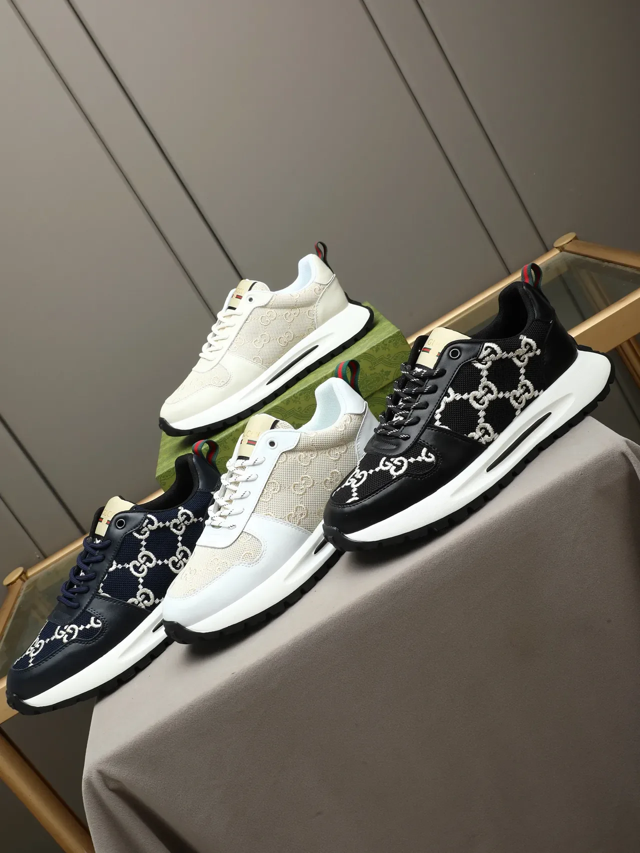 Gucci GG Monogram لايف ستايل سنيكرز كت و جلد 2