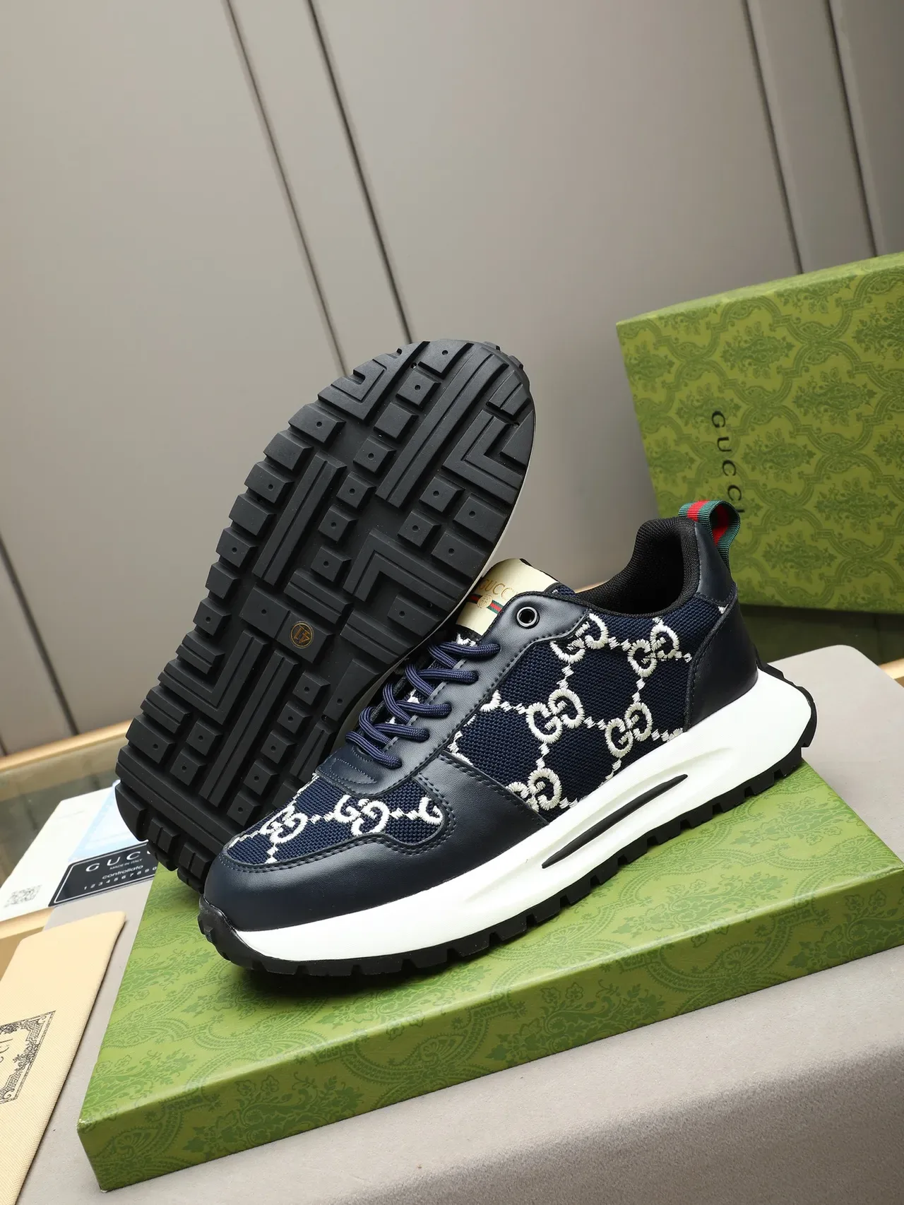 Gucci GG Monogram لايف ستايل سنيكرز كت و جلد 5