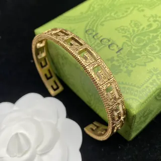 Gucci Gold Pulseira rígida aberta geométrica em treliça